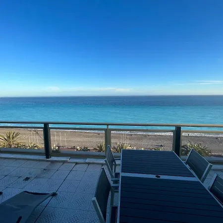 Promenade Des Anglais, 7e Etage, Vue Degagee Sur La Mer Apartment
